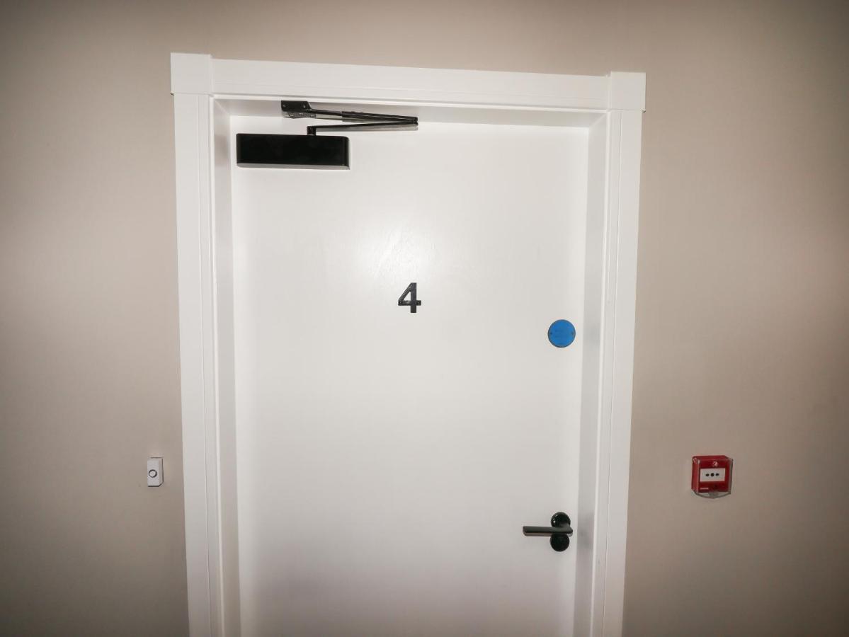 The Poppy Fields Abode Apartment Rhyl Exterior photo